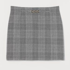 H&M Chain Plaid Mini Skirt, Size S, Runs Big